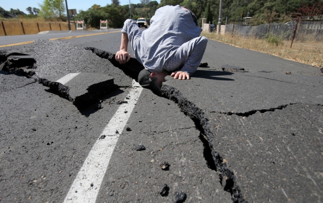 photo of California quake puts warning system in the spotlight image