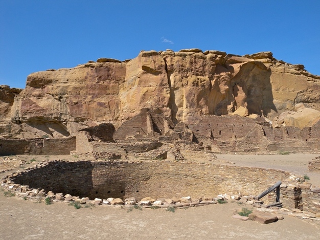 Ruins of Pueblo Bonito in Chaco Canyon, New Mexico, USA.